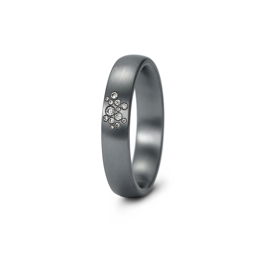 Produktbild: Tantal Eheringe 4+5 mm P1 Matt 13 Brill. 0.052ct.