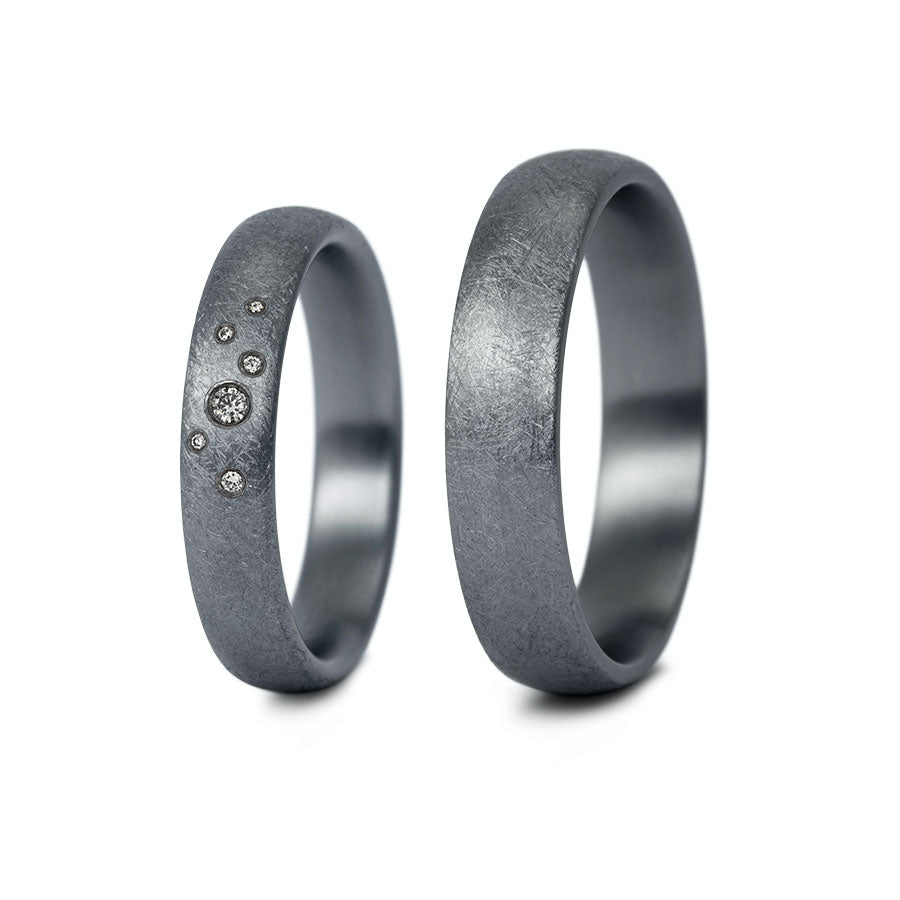 Tantal Trauringe P1 4+5 mm 6 Brill. 0.043ct.