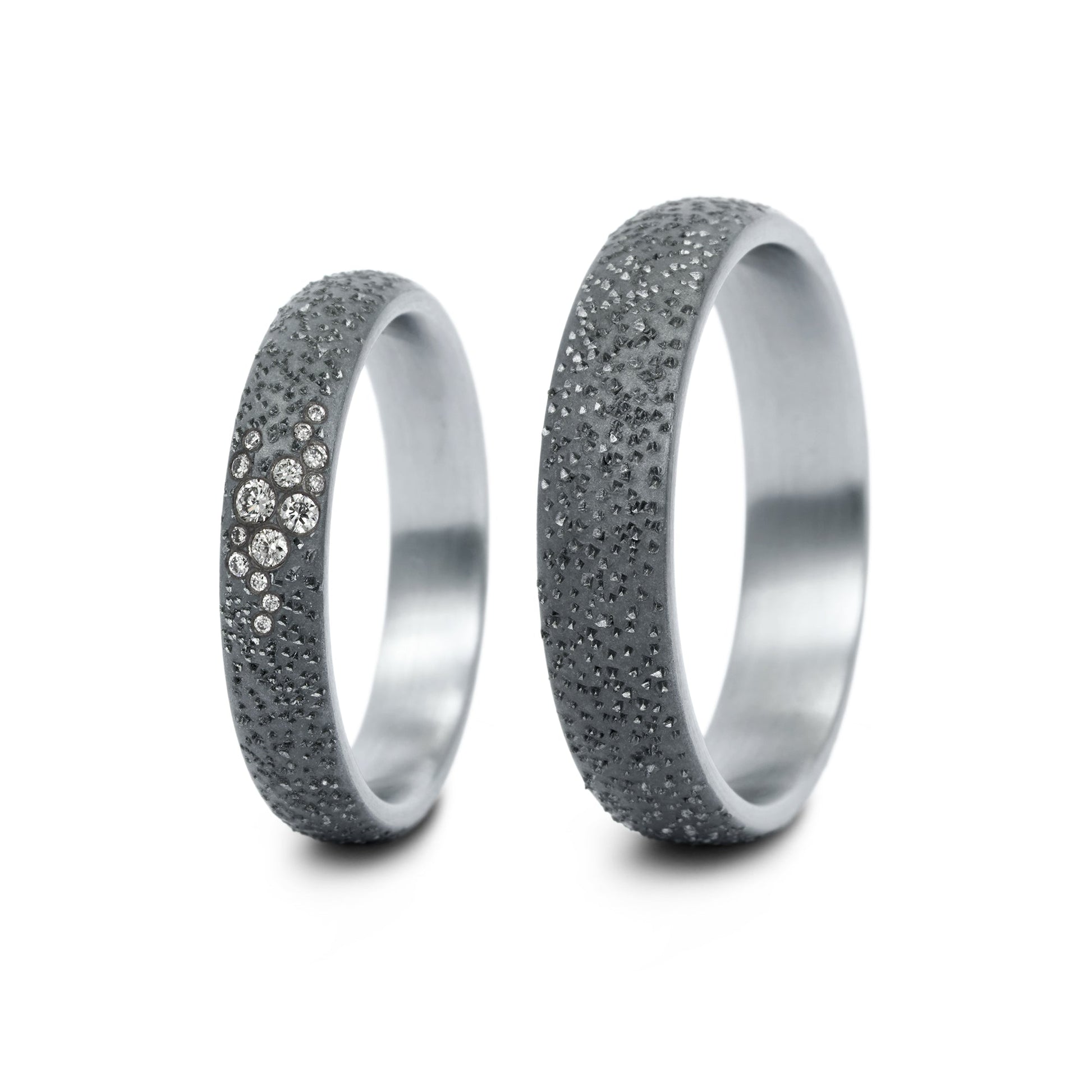 Produktbild: Tantalum Magic Tantal Eheringe Sand P1 15 Brill. 0,076ct.