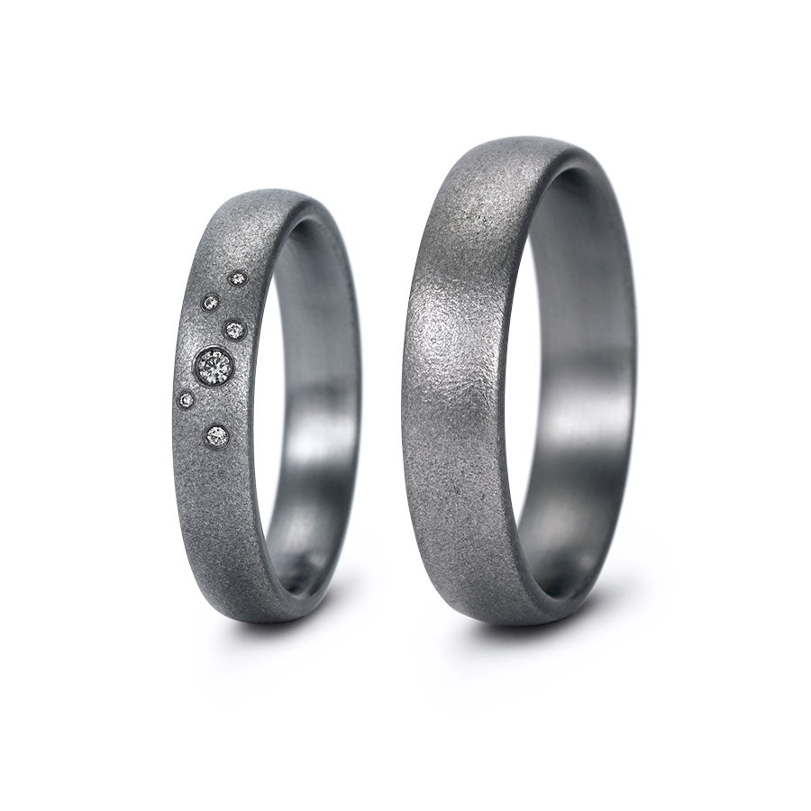 Tantal Trauringe P1 4+5 mm 6 Brill. 0.043ct.