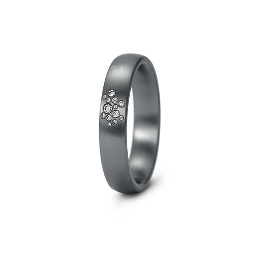 Tantal Eheringe 4+5 mm P1 Matt 13 Brill. 0.052ct.