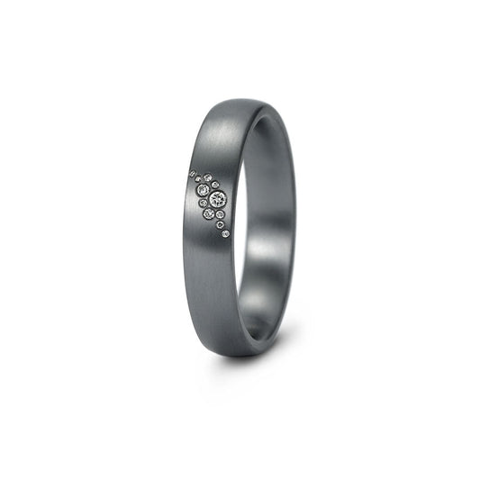Tantal Eheringe 4+5 mm P1 Matt 11 Brill. 0.038ct.