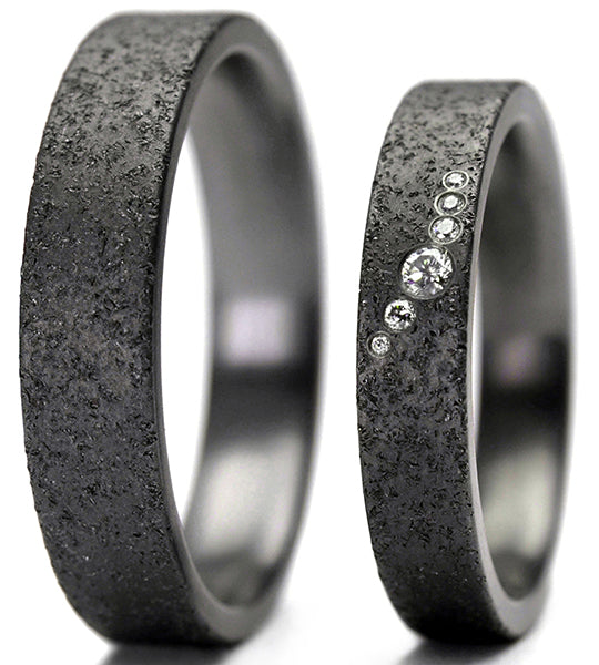 Produktbild: Tantalum Magic Tantal Eheringe SAND P2 6 Brill. 0.032ct.